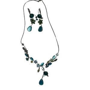 Necklace & matching lever back earrings